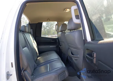 2010 Toyota Tundra Grade 5.7L V8 из США, поврежденный, VIN 5TFRY5F1XAX077397